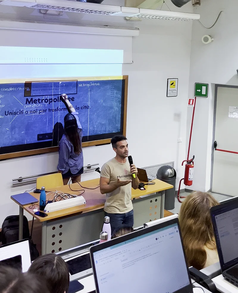 Nazareno e Maria Cutrì durante una presentazione Metropolitree presso UniPa